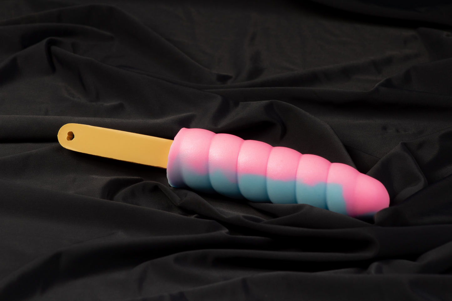 Swirl Gummy pop, Glow pink and blue, Medium firmness