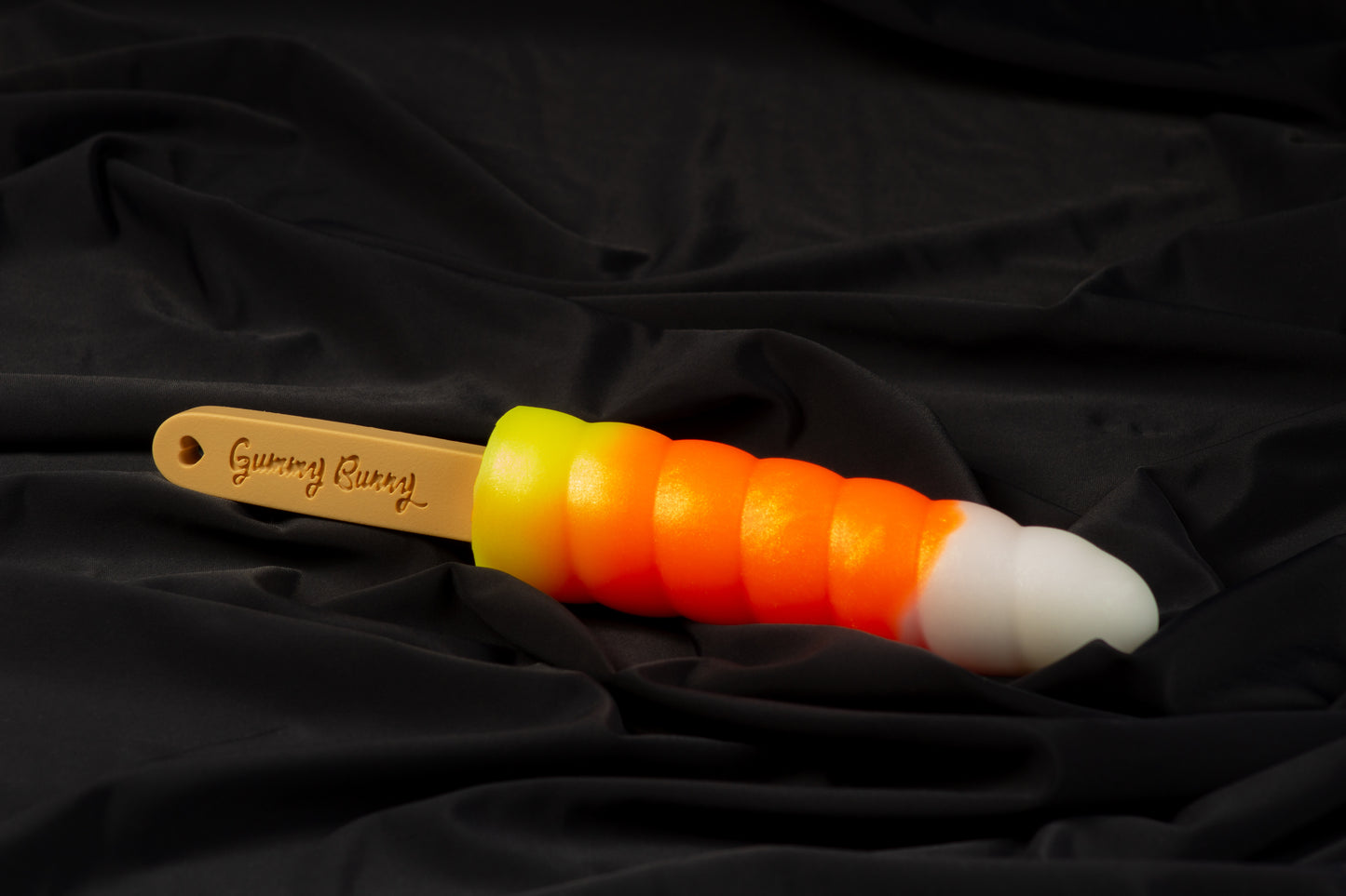 Swirl Gummy pop, candy corn, Medium firmness