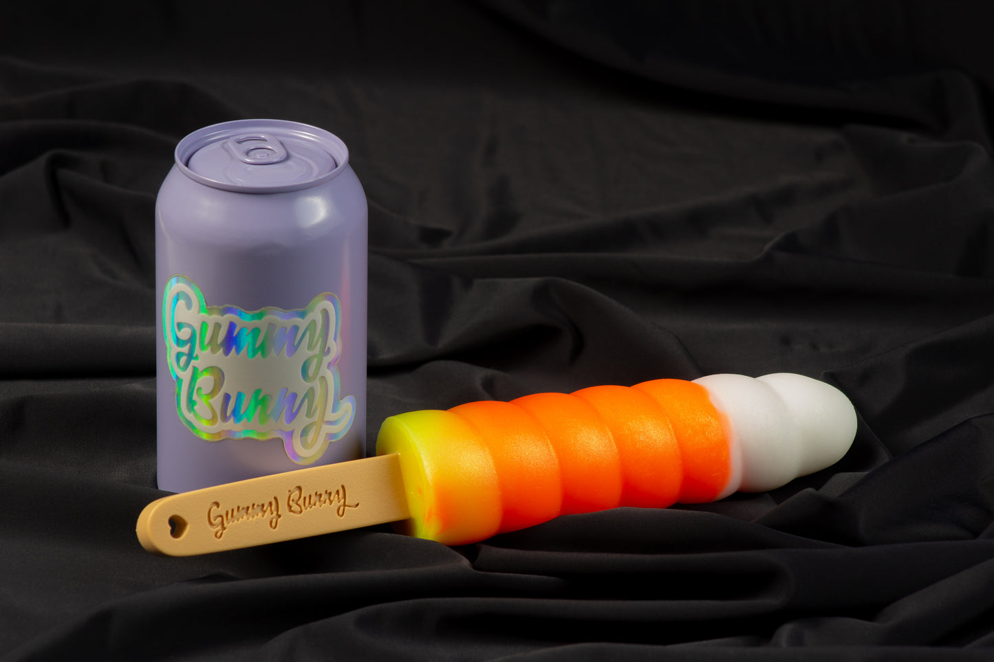 Swirl Gummy pop, candy corn, Medium firmness