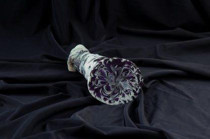 Phil, glow black and white marble, medium firmness