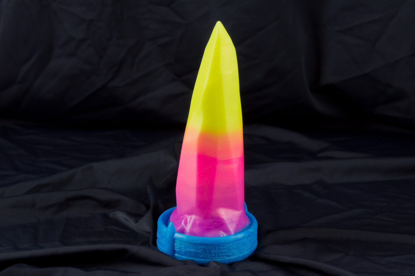 Medium Bloomstone in glow in the dark retrowave colors, soft firmness