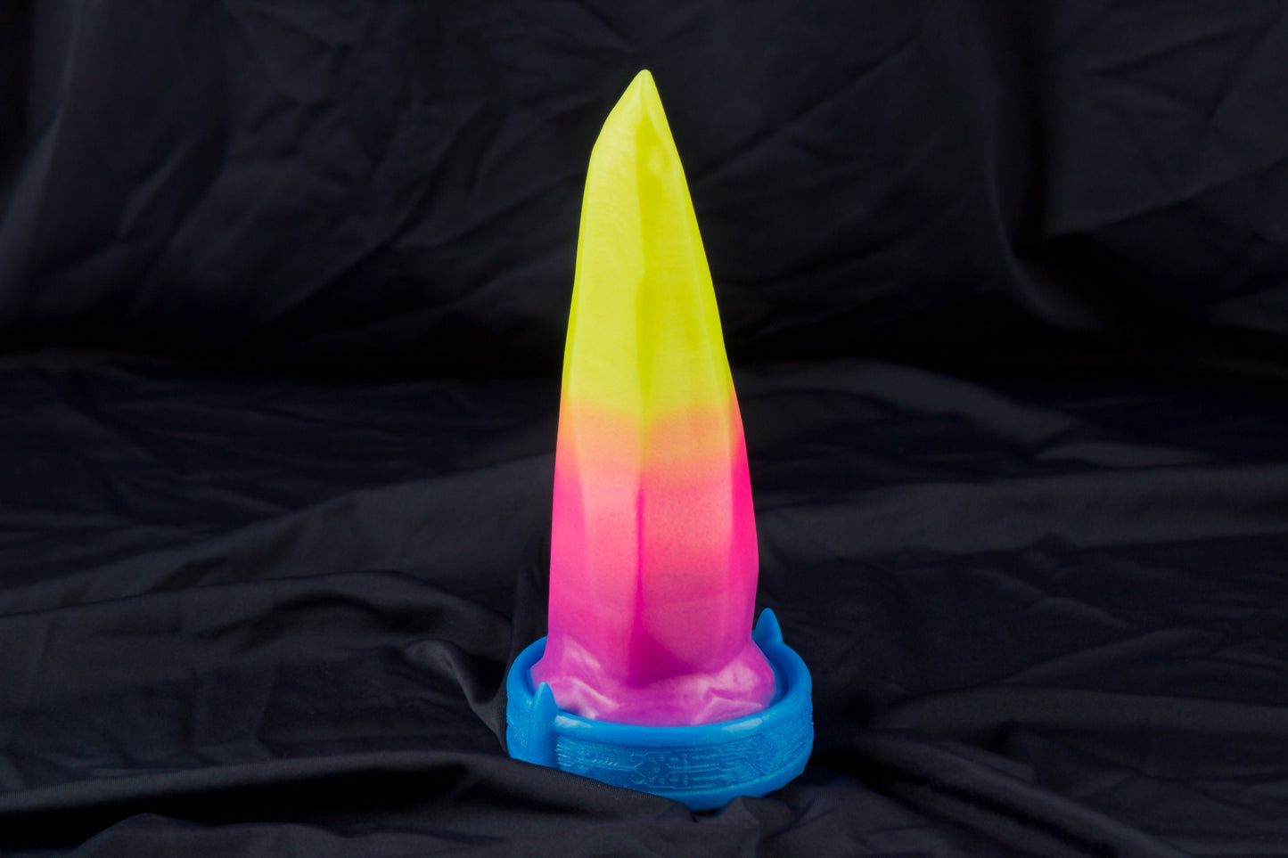 Medium Bloomstone in glow in the dark retrowave colors, soft firmness