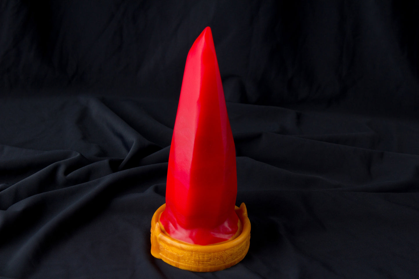 Medium Bloomstone in red and golden color, medium firmness